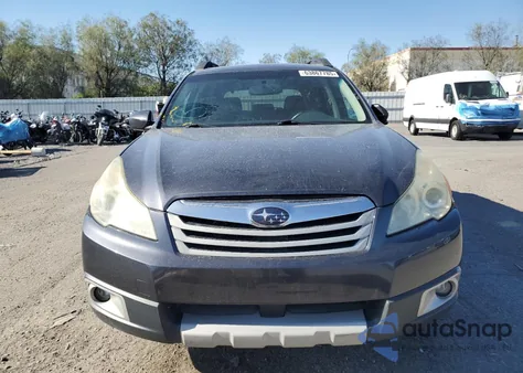 2011 Subaru Outback 3.6R Limited from USA, damaged, VIN 4S4BRELC4B2352079